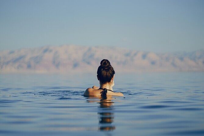 2 Day Group Tour from Amman to Petra Wadi Rum Aqaba Dead Sea - Getting picked up in the morning: how the day starts at 7:00 AM