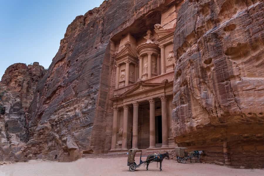 3-days private tour of Petra, Wadi Rum & Dead Sea from Amman - Wadi Rum jeep safari: tall sandstone, 2 hours of desert focus
