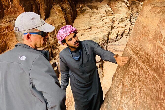 4 Hour Jeep Tour (morning or sunset) - Wadi Rum Desert Highlights - Bedouin tea and guides: what makes this tour feel real