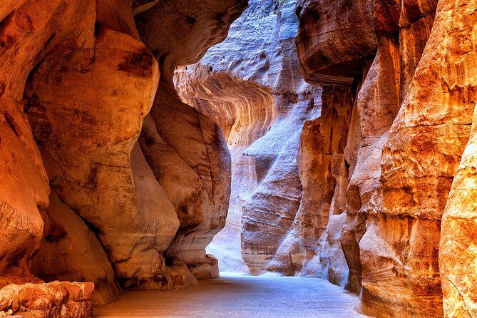 4-Night Private Jordan Classic Tour: Petra, Dead Sea, and Wadi Rum - Day 3: Wadi Rum by 4x4, then Petra lodging in the evening