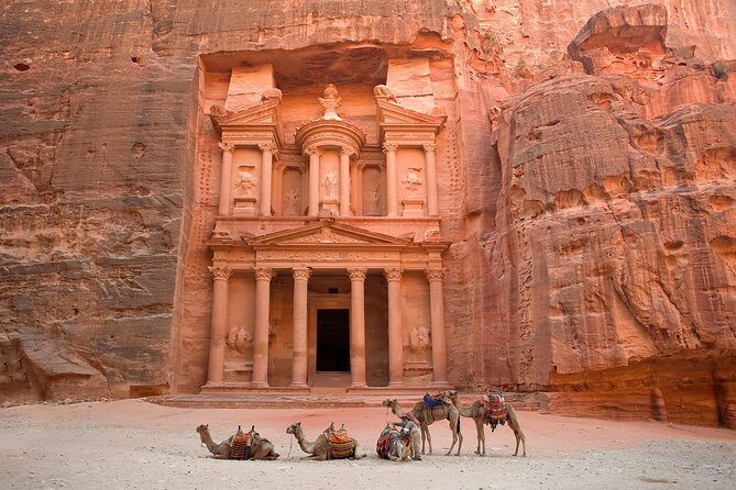 6-Days 5-Night: Jordan in Brief Tour - Early Petra Through the Siq: timing is everything