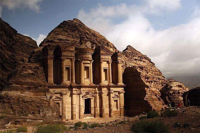 A Full Day Trip To Petra From Amman - The early-morning drive from Amman: comfy, direct, and practical