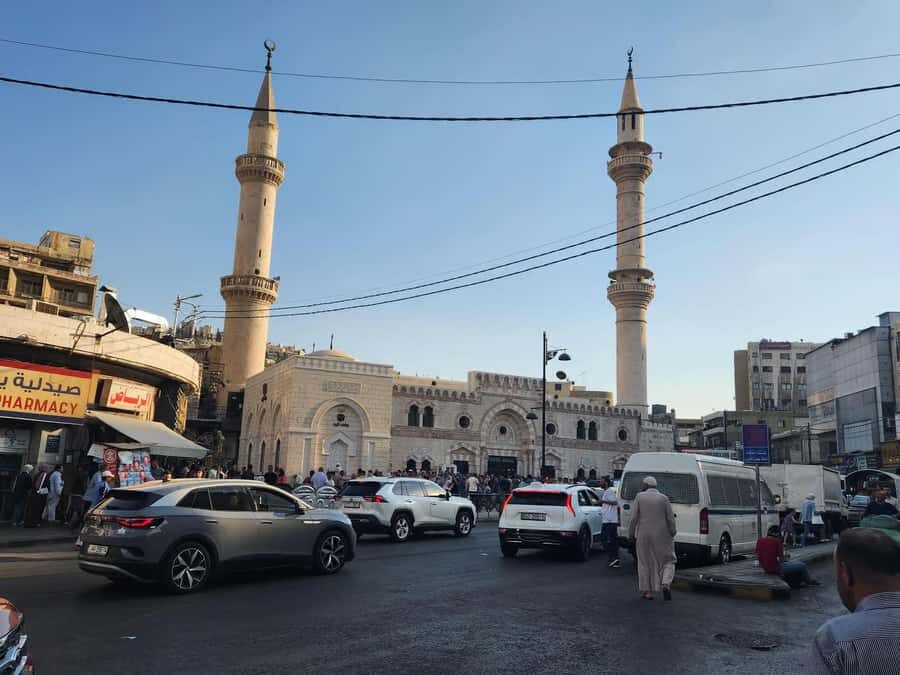 Amman: Culture, History, Tradition & Food Day or Night Tour - Taylors Market to the Roman Amphitheater: Ancient Amman, Modern Streets