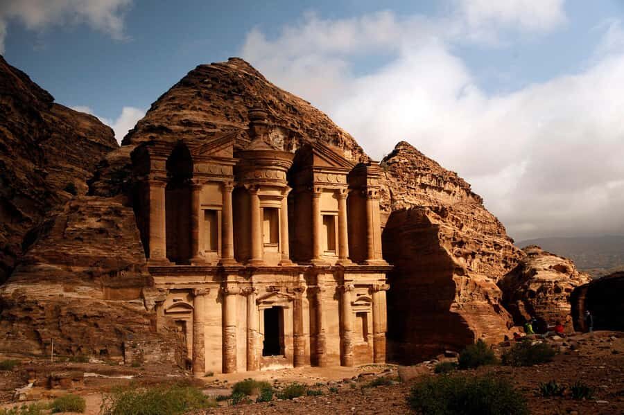 Amman: Petra by Night Tour with Optional Day Visit - Private Amman pickup and the drive that makes Petra doable