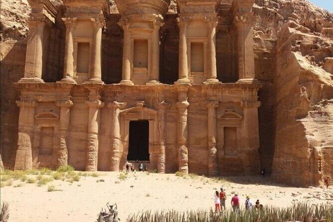 Amman to Petra round trip - Who should book this Amman to Petra round trip
