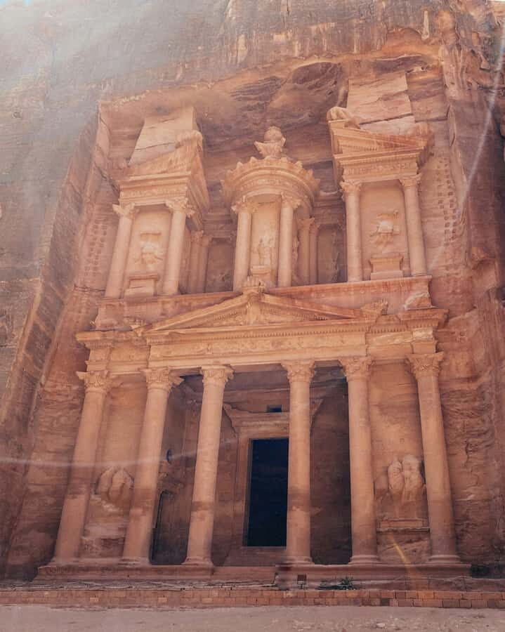Amman to Petra Wadi Rum Dead Sea 2 or 3 Days Private Tour - What you’re really paying for: value behind the $325 price