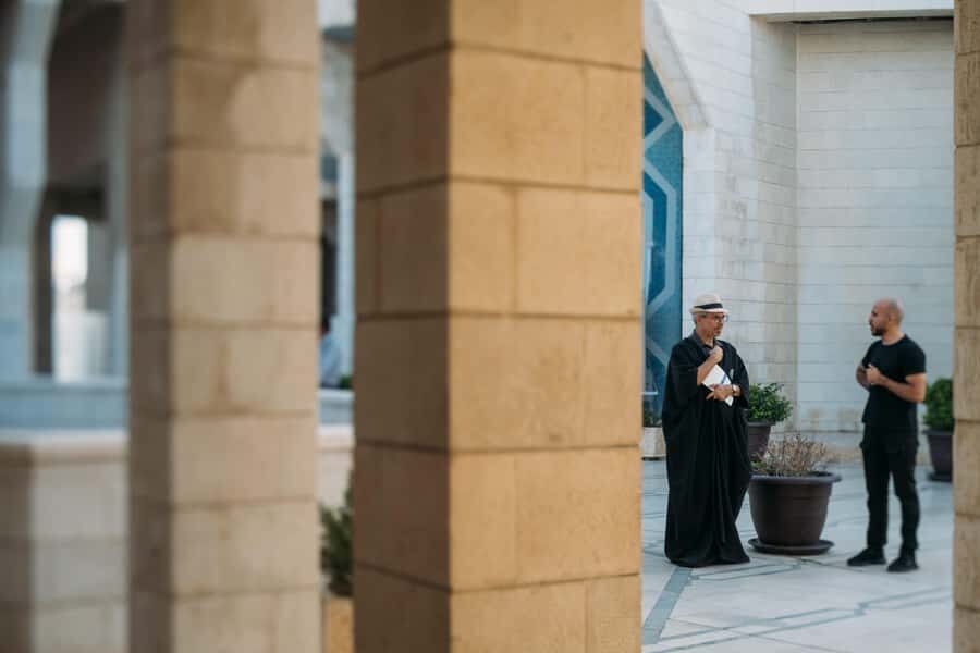 Amman Walking Tour: Hidden Gems, Culture & Street Food - Jebel Al-Weibdeh Art Stops: Where the City Turns Creative