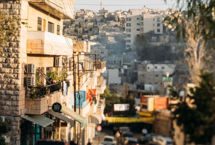 Amman Walking Tour: Hidden Gems, Culture & Street Food - King Abdullah I Mosque: A Big-Architecture Start (With a Practical Dress Note)