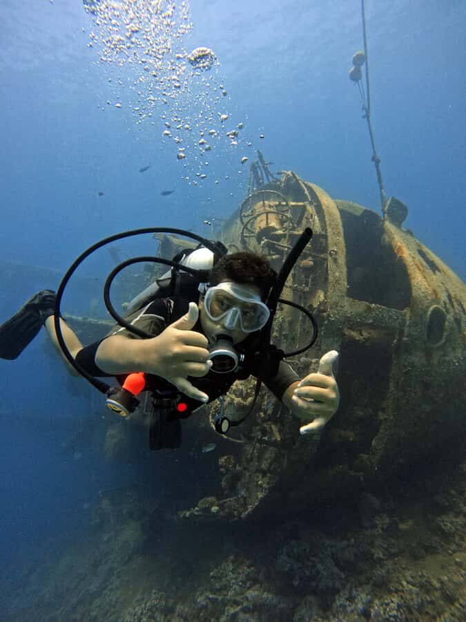 Aqaba: Private Red Sea Diving for Beginner or Experienced - Equipment and comfort: wetsuit, regulator, tank, and a camera plan