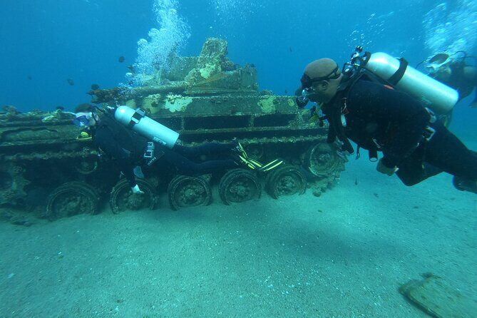 Aqaba Private Scuba Diving Activity with Pick Up - Equipment, water, and the small comforts that help