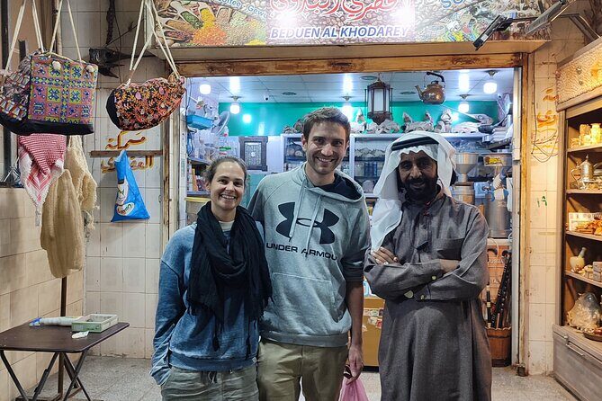 Aqaba Walking Tour : History ,Culture & Food - Old Souk + spice shop + bakery: snack routes with real character