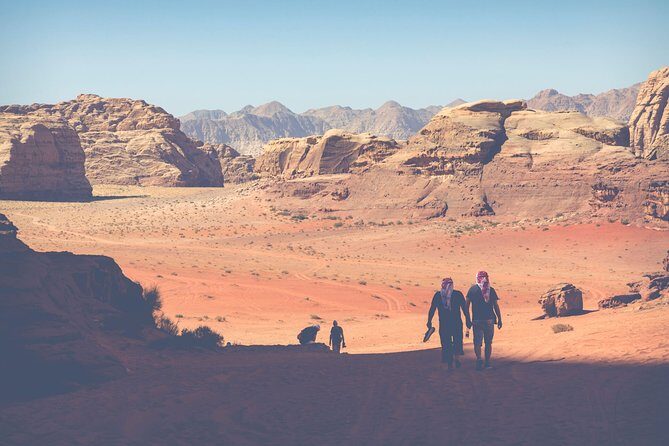 Best of Wadi Rum | Full day jeep tour + overnight in bedouin camp | Pack all-in - The sunset portion: where time in the desert pays off