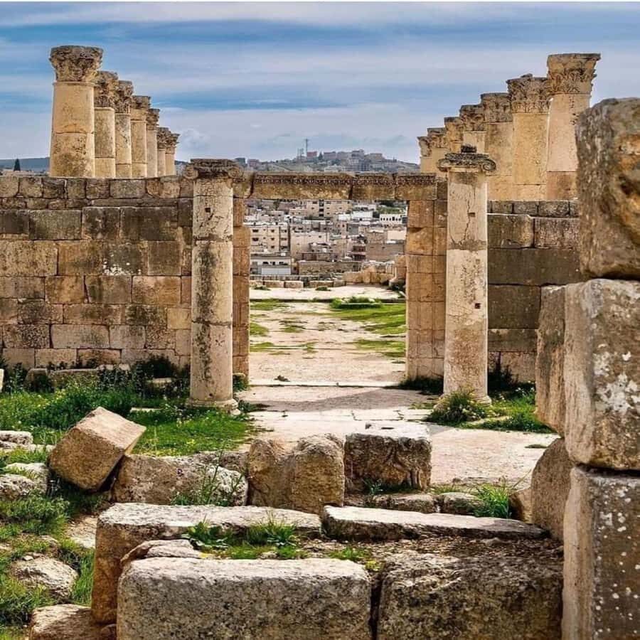 Day Tour Jerash - Ajloun and Um Qais From Amman - Ajloun Castle: a Saladin-era fortress with 1 hour of paid-for views