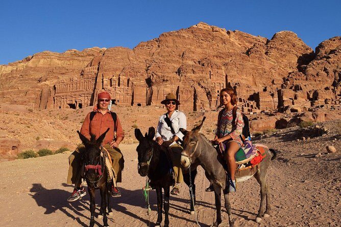 Day Tour to Petra from Dead Sea with lunch - Lunch in Petra: Fuel Without Losing the Day