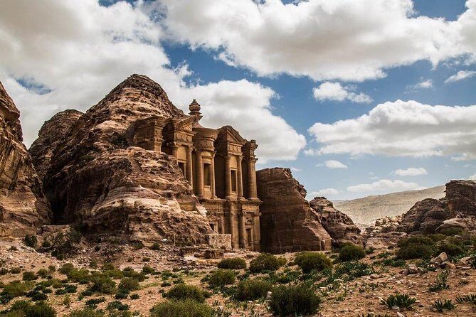Explore Jordan Tour 6 day tour 5 nights - Wadi Rum camp night: sunset, Bedouin tea, and a 4x4 jeep safari