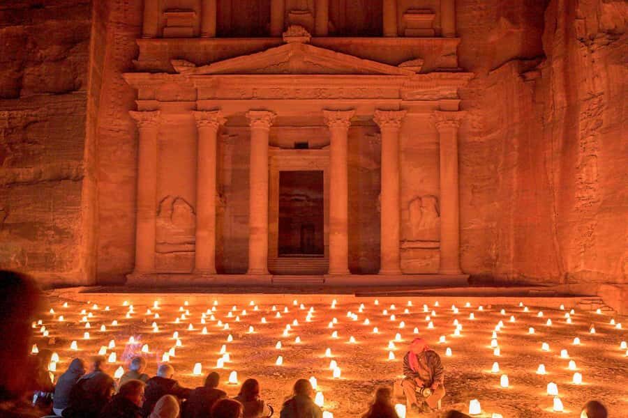 From Amman: Petra Private Tour - Entering Petra: Siq to the Treasury Without Getting Lost