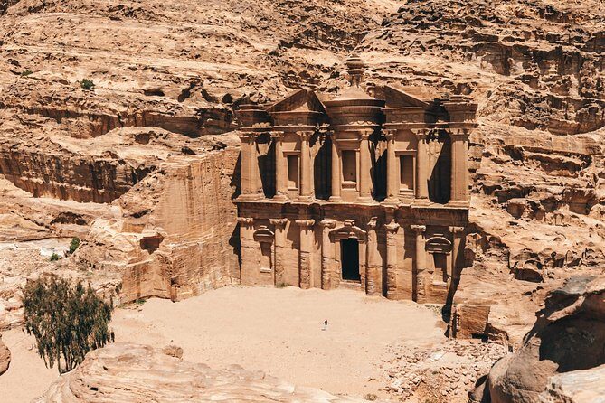FROM AMMAN | Petra & Wadi Rum in one day | The Jordanian Mappers - The Amman Driving Day: Where Comfort and Timing Matter