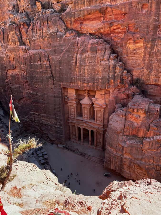 From Amman: Petra & Wadi Rum Private/Group Full Day Tour - Comfort Details That Make a 14-Hour Tour Work