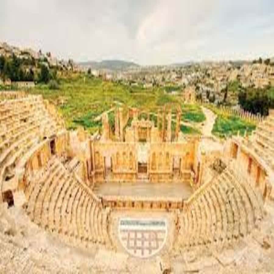 From Amman Trip To Jerash - Colonnaded Street: the easiest way to get oriented