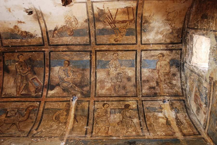 From Amman: Umayyad Desert Castles Tour with Transfer - Entering Quseir Amra: UNESCO art you can’t unsee