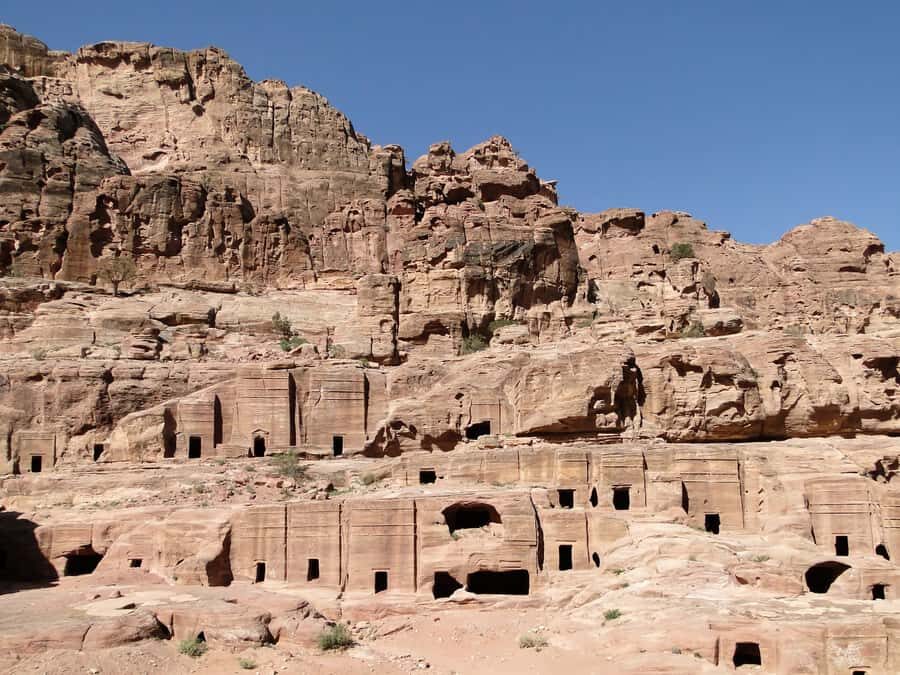 From Aqaba: Petra 1 Day Tour - Roman theater, temples, and the Treasury: how the visit usually plays out