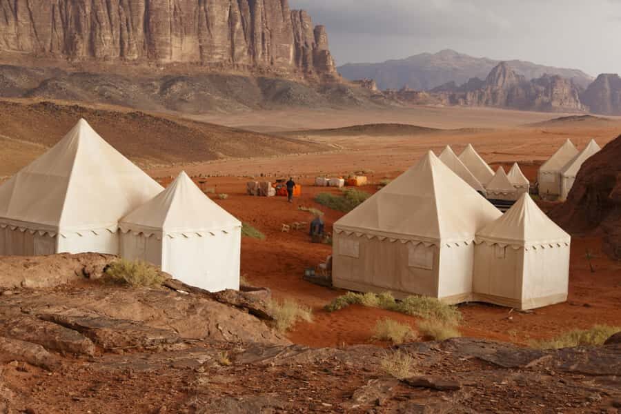 From Eilat: 2-Day Petra & Wadi Rum Tour with Camp Stay - Crossing into Jordan: why timing can make or break the day
