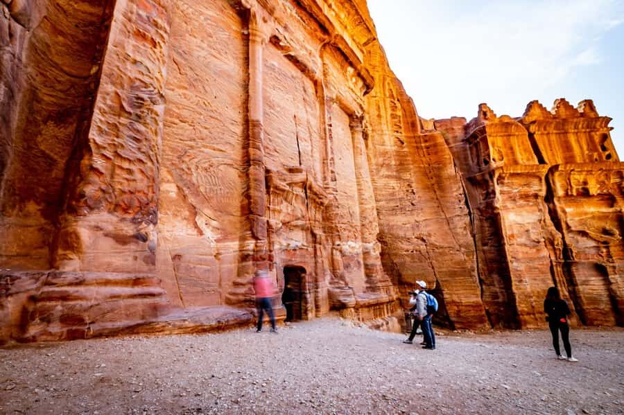 From Eilat: Petra Tour with Transfer and Lunch - The return to Eilat: plan to arrive before the day fully closes