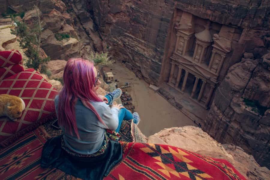 From Tel Aviv: Full-Day Trip to Petra with Roundtrip Flights - Lunch in Jordan: The Buffet Break You’ll Be Glad You Have
