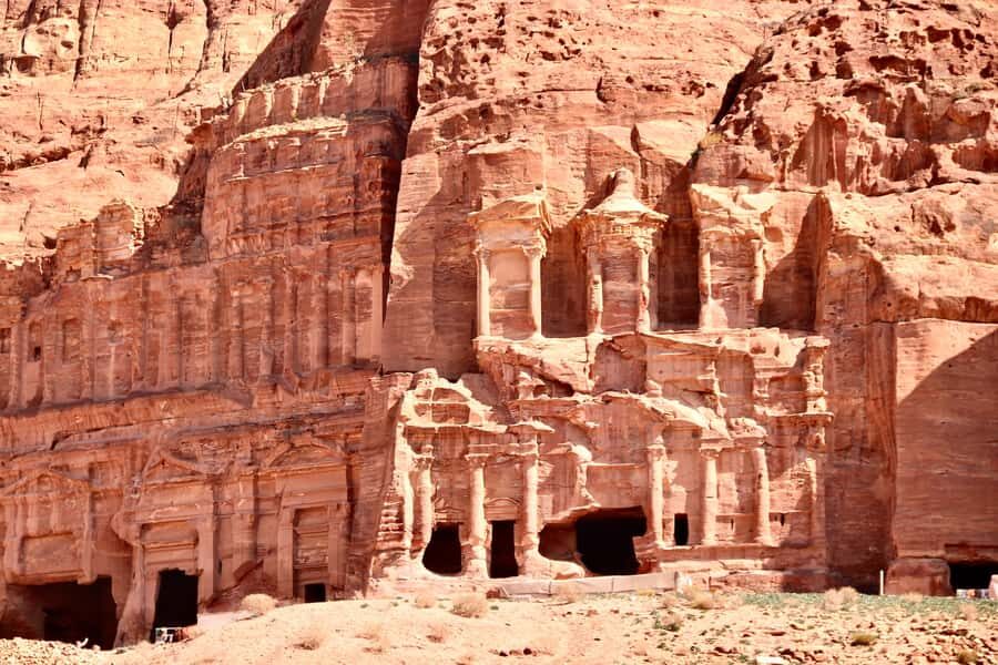 From Tel Aviv: Guided Day Trip to Petra with Lunch - Royal Tombs and Petra Theater: how the tour keeps your pace