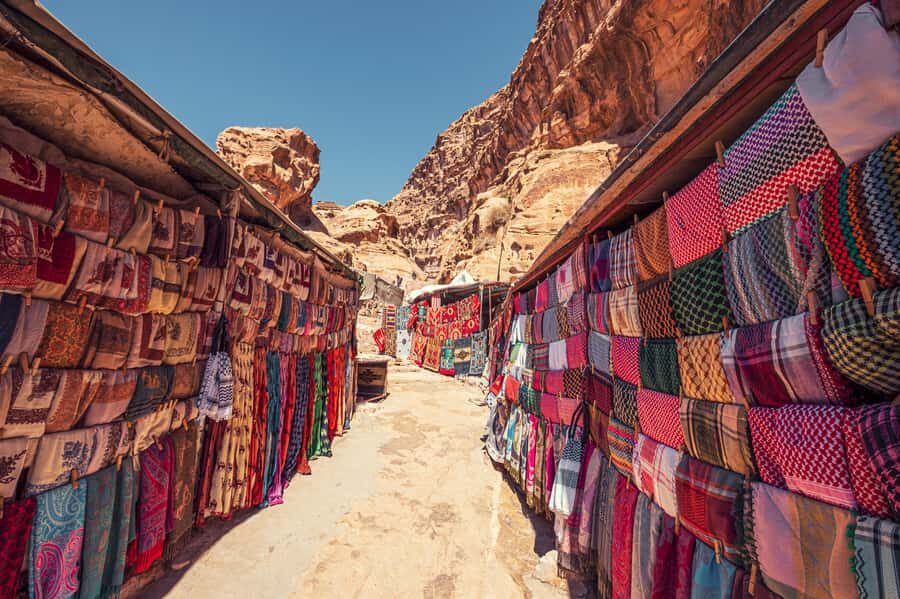 From Tel Aviv: Petra 1-Day Guided Tour with Transfers - Pickup in Tel Aviv, the coach grind, and the border crossing at Arava