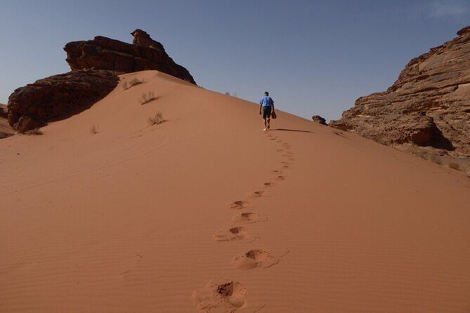 Full-Day 8 Hour Jeep Tour into Wadi Rum Protected Area with Stay - Why This 8-Hour Wadi Rum Jeep Loop Works