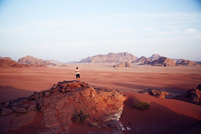 Half-Day Jeep Safari "Wadi Rum Highlights!" w/ Professional Bedouin Guide - Professional Bedouin Guidance: More Than Driving and Photo Stops