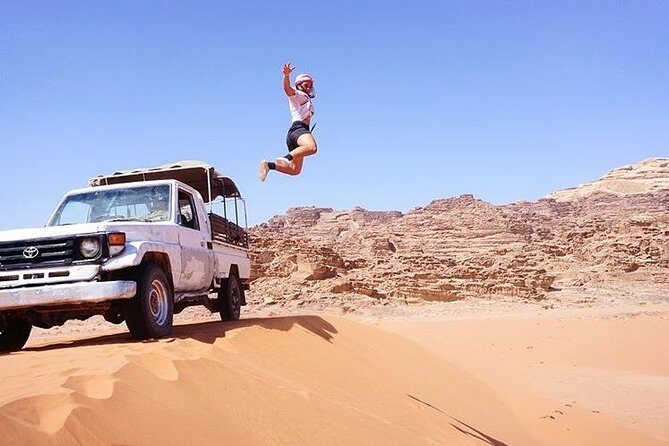 Half-Day Jeep Safari "Wadi Rum Highlights!" w/ Professional Bedouin Guide - What’s Included vs Not Included (So You Don’t Get Surprised)