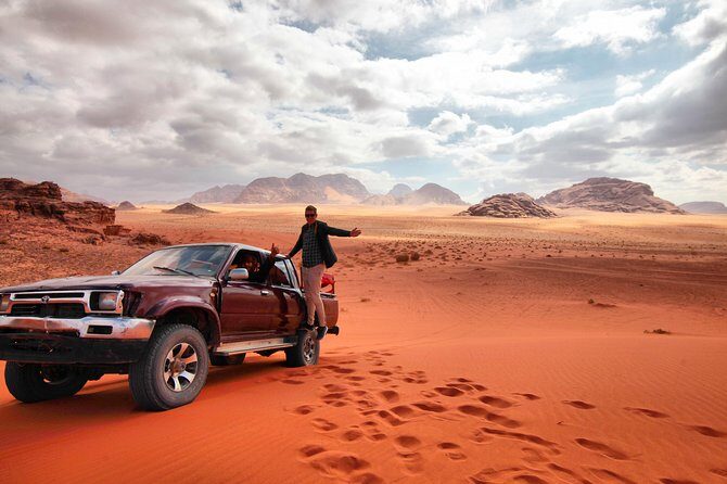 Half-Day Jeep Tour: "Wadi Rum Images" - Practical Tips So You Feel Confident on the Road and Rocks