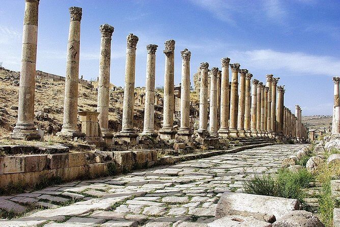 Half Day Tour to Jerash from Amman - Temple of Zeus and timing your climbs in 4–5 hours