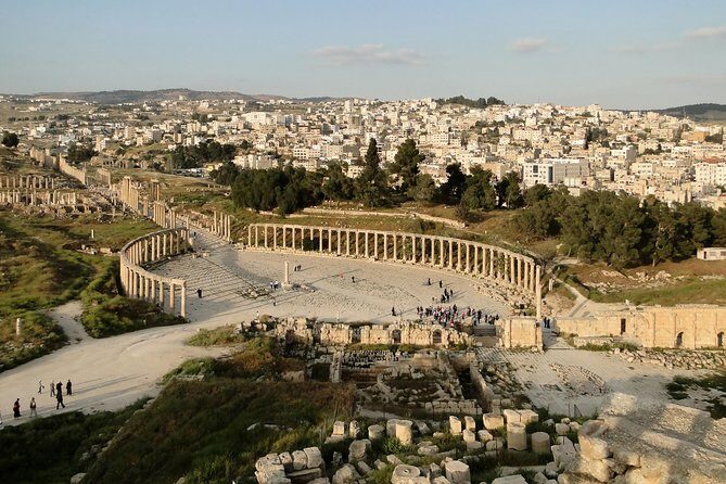 Jerash, Ajloun, Umm Qais Day Trip - Umm Qais: Decapolis Gadara, the Museum Area, and Three-Country Views
