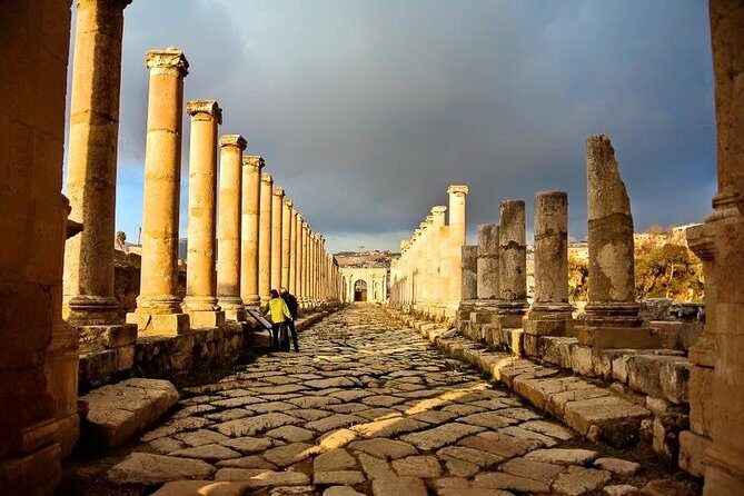 Jerash Half Day tour from Amman - Jerash Ruins: Artemis, Oval Plaza, and Hadrian’s Arch
