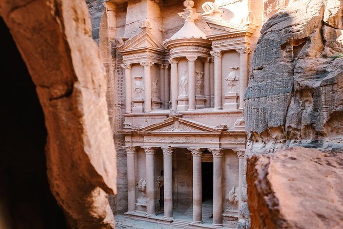 Jordan Private Transportation | The Jordanian Mappers - Mobile ticket and private-group setup for smooth arrivals