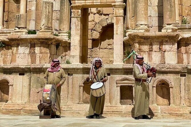 Journey Through Jordan's History Tour - Jerash Ruins: Roman Architecture, Archways, and Time-Saver Layout