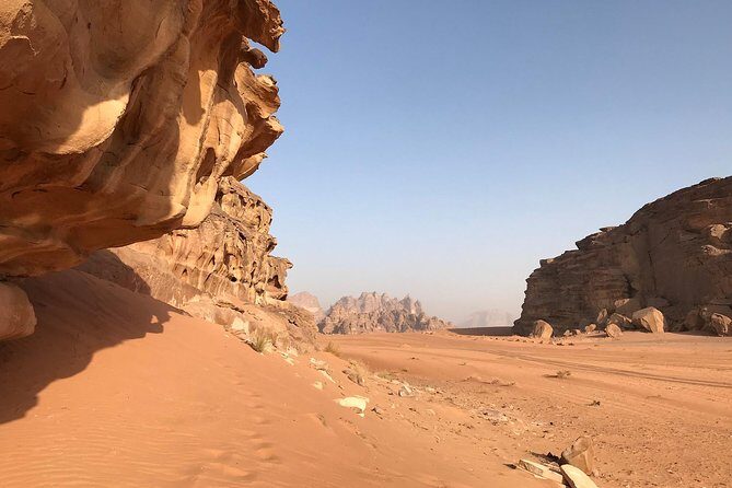 One Day Tour Wadi Rum - Bedouin lunch in the desert: food that fits the setting
