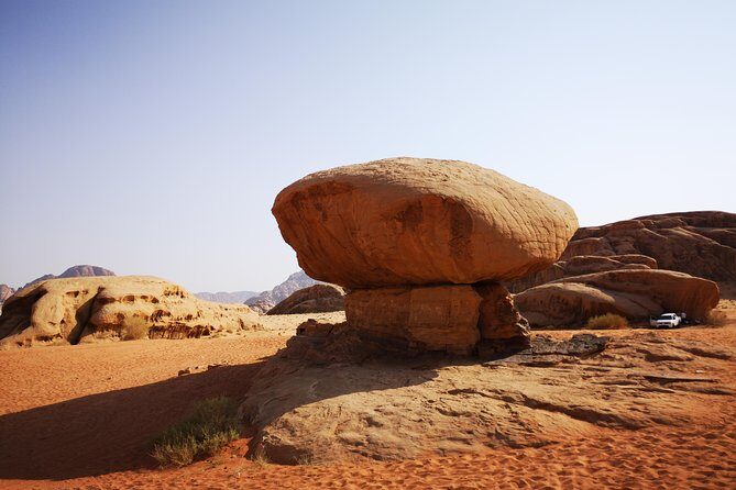 One Day Tour Wadi Rum - Sandboarding: the perfect mix of thrill and scenery