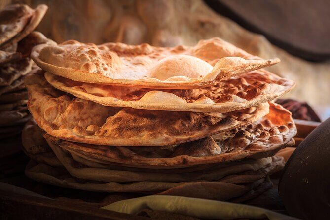 Private Amman City Sightseeing with Optional Arabic Mezze Lunch and Turkish Bath - Optional Jordan Museum and Royal Automobile Museum: History in Two Very Different Worlds