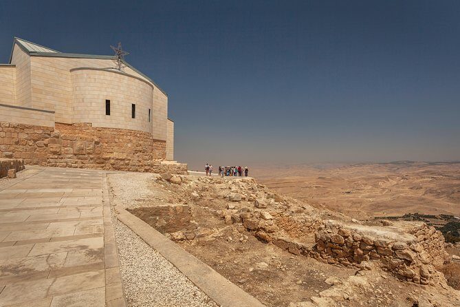 Private Full Trip of Madaba City Mosaics,Mount Nebo,Dead Sea & Amman Sightseeing - Private logistics: vehicle comfort, Wi‑Fi, and how the day stays efficient