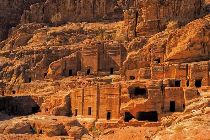 Private Petra Day Trip Including Little Petra from Amman - Where You Can Slow Down: Free Time, Petra Museum, and Self-Pacing