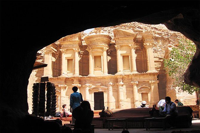 Private Tour: Petra and Little Petra Day Trip from Aqaba - The Treasury and the big monuments you should prioritize