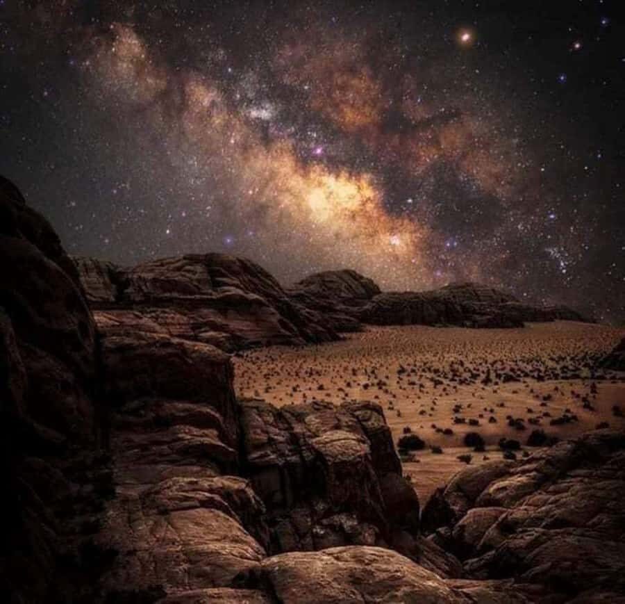 Wadi Rum: 1-Night Jeep Tour with Dinner and Breakfast - Wadi Rum in One Day-Plus-Night: Why This Format Works