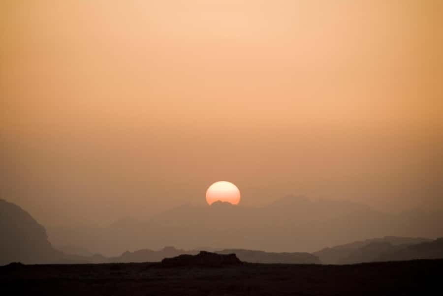 Wadi Rum: 10 Hour Jeep Tour Pass, Camel, Sandbording & Lunch - The driving loop: how you see the landmarks without feeling stuck