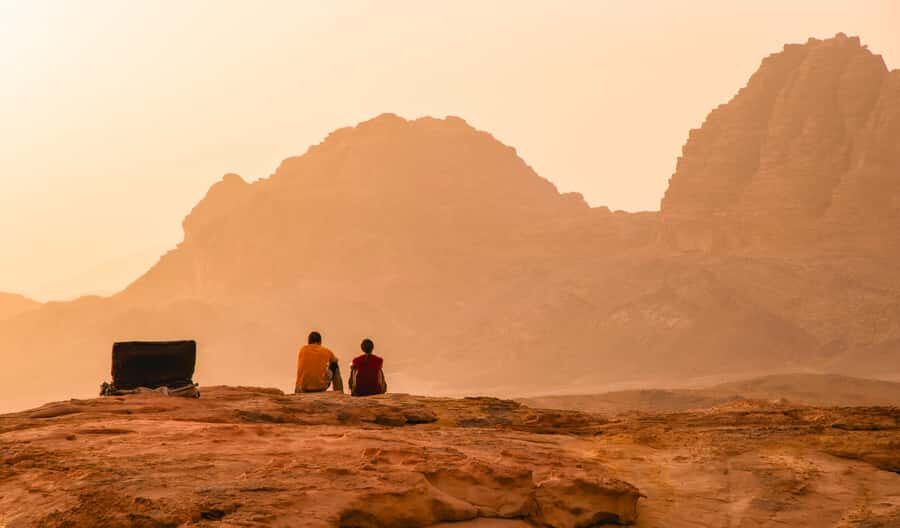 Wadi Rum: Choose 2 to 9 Hour Jeep Pass, Guide & Meal Options - Um Frouth Rock Arch and the art of ending on a shape