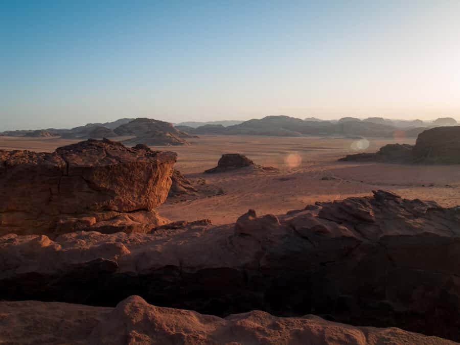 Wadi Rum: Guided Jeep Tour With Overnight Stay and Meals - Sleeping in a traditional Bedouin camp: what comforts you, what stays simple
